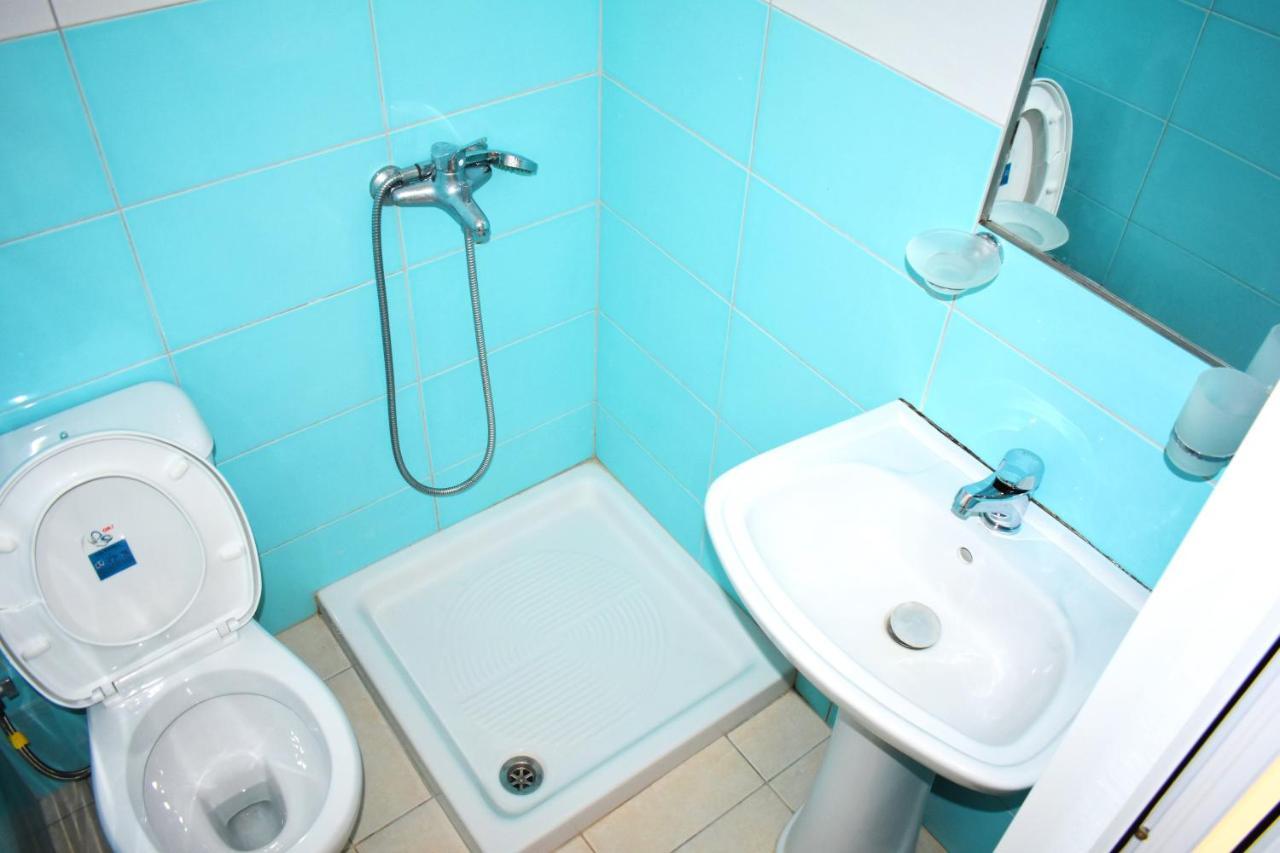Ionio Rooms Himare Buitenkant foto