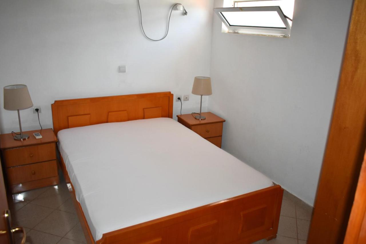 Ionio Rooms Himare Buitenkant foto